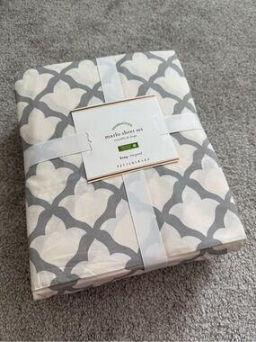 SOLD OUT NIP Pottery Barn King Gray Marlo Sheet Set
